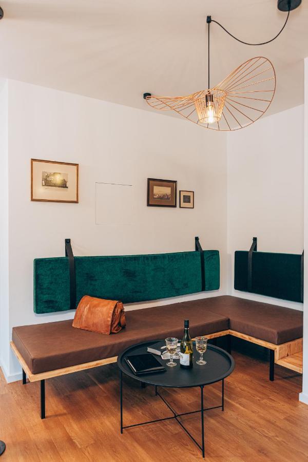 Weekly Boardinghouse Aparthotel Lohr Eksteriør bilde